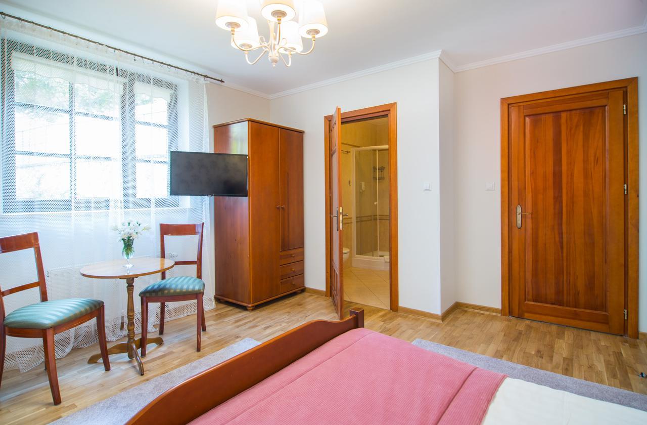 Pokoje Ksiezycowe Przy Rynku Kazimierz Dolny Exterior foto